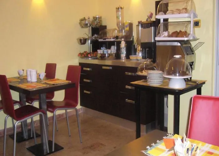 Отель Dei Sette 3*